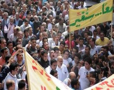الأمن يهدد الموقعين على وثيقة البرادعي بالاعتقال ويرفض السماح لشباب6إبريل بالتظاهر