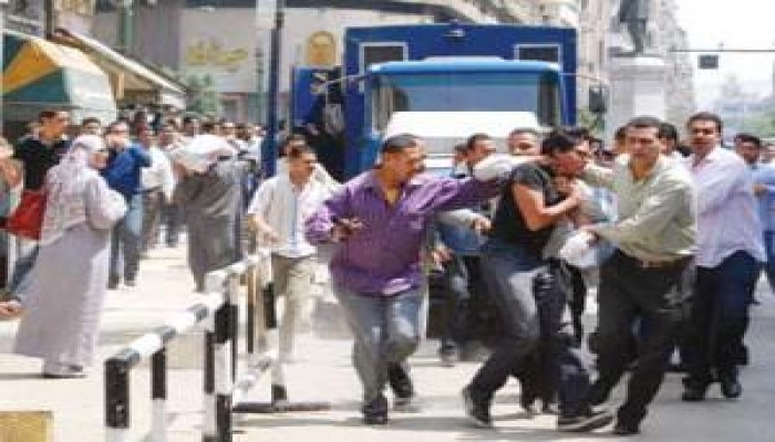 السحل وسط القاهرة .. بقلم : فراج إسماعيل