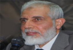 وصول د/ محمود عزت نائب فضيلة المرشد العام لمنزله مساء اليوم
