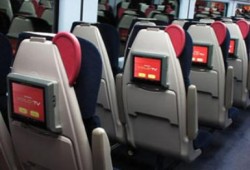 شاشات عرض تليفزيونية داخل القطارات البريطانية