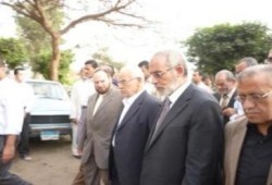 المرشد العام يتقدم مشيعي شيخ مجاهدي فلسطين