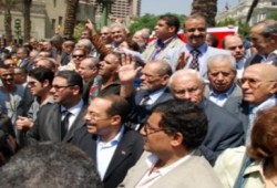 نواب الكتلة يتظاهرون اليوم ضد تمديد حالة الطوارئ