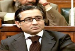 لماذا مرر المحتكر الذي يخرب اقتصاد مصر الطوارئ وهو رافع الرأس مستريح الضمير؟