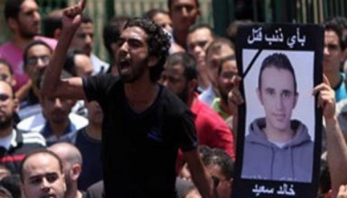 أسرة سعيد ترفض تقرير الطب الشرعي وتهدد بتدويل القضية والبرادعي يدعوا لمحاربة جزارين البشر