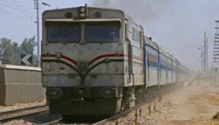 تصادم بين قطار وجرار بمحطة مصر يعطل الحركة على خط قبلي