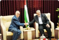 عقب لقائه وفد الشخصيات المستقلة هنية يؤكد دعمه جهود تحقيق المصالحة