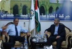 مشعل يستقبل موسى بدمشق ويجدّد تمسك حركته بالمصالحة