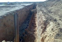 الأمن المصري يفاجئ بمئات الفجوات تملأ جدار الفصل العنصري الفولاذي