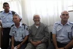 الشيخ رائد صلاح يبدأ اليوم قضاء محكوميته في سجن الرملة