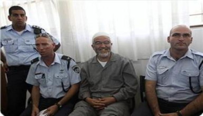 الشيخ رائد صلاح يبدأ اليوم قضاء محكوميته في سجن الرملة