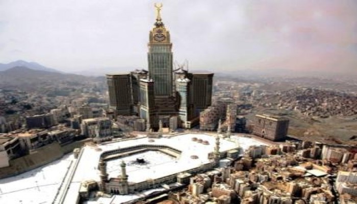 عقارب ساعة مكة ـ الأكبر فى العالم ـ بدأت الدوران (مصور)