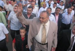 «الحسيني» على رأس مسيرة ضخمة ضمت الآلاف لأداء صلاة العيد بالمحلة الكبرى (مصور)