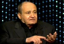 «وحيد حامد» يواصل مسلسل بذاءاته: الإخوان كذابون ومرشدهم كان أداة فى يد الملك