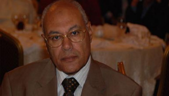 المصريون : الكنيسة تنظم حملة ضد سليم العوا وتستعدي القيادة السياسية عليه وتقاضي أحمد منصور