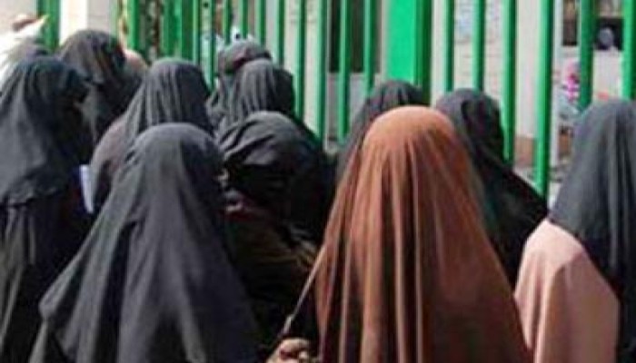 جريمة ضد الحريات : جامعتا عين شمس والفيوم تمنعان المنتقبات من التدريس