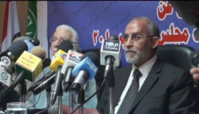 كلمة المرشد العام فى المؤتمر الصحفي الذي أعلن فيه المشاركة فى الإنتخابات البرلمانية (مصور)