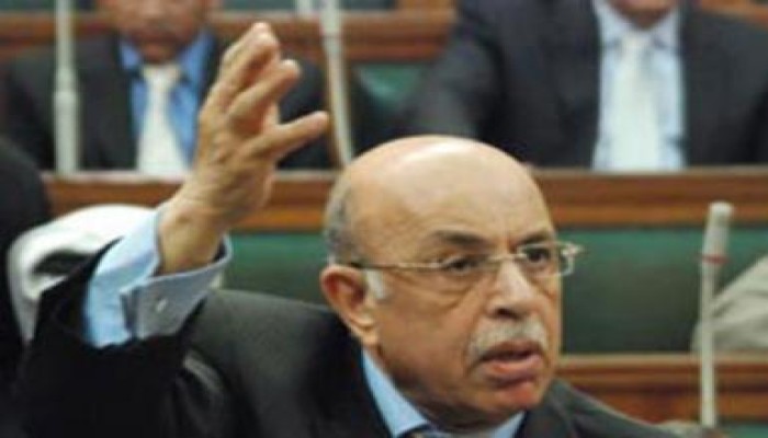 رعبهم بدأ ونجمهم فى إفول : محامي حزب التزوير ـ والفشل ـ يتوعد الإخوان ويتمسح فى الأحزاب