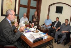 المرشد العام يستقبل وفد حزب الكرامة (صور)