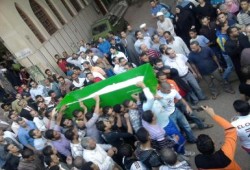 البلتاجي يتقدم مشيعي جنازة قتيل الإجرام الأمني (صور)