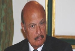 وزير العدل السابق يطالب مبارك بحل البرلمان الجديد وتنفيذ وعده بنزاهة الانتخابات