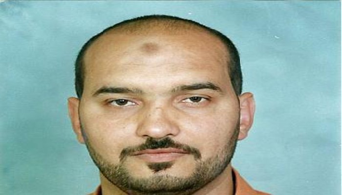 النظام القاتل : شرطة الأسكندرية تضرب  شاباً وتسحله حتى الموت