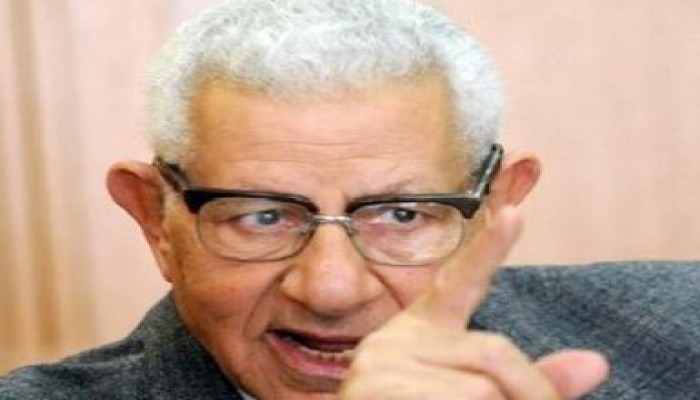 مكرم محمد أحمد يمنع البرادعي من دخول نقابة الصحافيين ويقول لو جاء : سأطرده فوراً