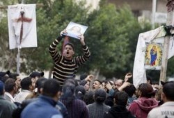 الأسقف العام للكنائس القبطية تحدث عن هجوم محتمل ضد أقباط الإسكندرية قبل تفجيرالقديسين