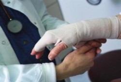 دهان جديد بديل للجبس يعالج كسور العظام