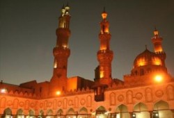 أ/ فهمي هويدي يسأل: هل نغلق المساجد؟