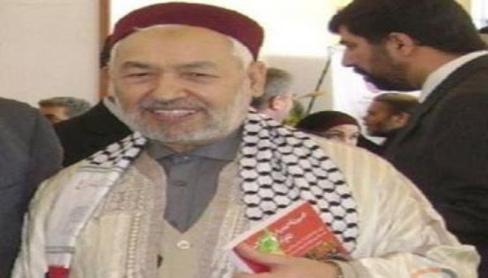 راشد الغنوشي زعيم حركة النهضة التونسية (الإخوان المسلمون) يقرر العودة إلى تونس