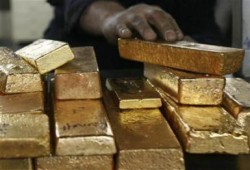 شحن 59 طرد مملوء بالذهب والعملات الأجنبية إلى هولندا من مطار القاهرة !!