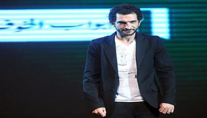 فنانون مصريون نزلوا إلى الشارع وتخلوا عن الديكتاتور أبرزهم واكد والشريعي وخالد يوسف