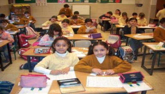 تأجيل الدراسة بالمدارس والجامعات أسبوعا آخر