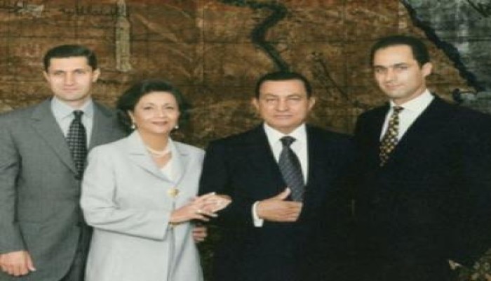 نيويورك تايمز: سويسرا تكشف عن أرصدة تابعة لمبارك وأسرته في بنوكها
