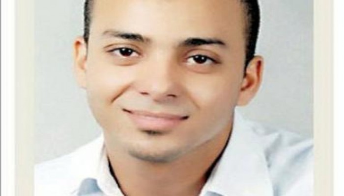 لحظات إستشهاد مصطفى الصاوي على كوبري قصر النيل (متلفز) والإخوان يؤبنوه الإثنين