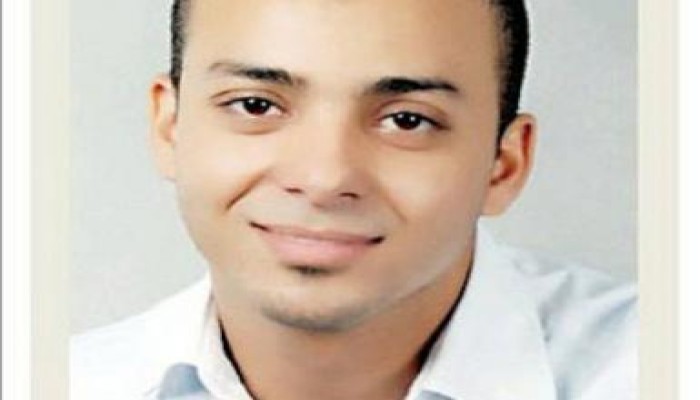 لحظات إستشهاد مصطفى الصاوي على كوبري قصر النيل (متلفز) والإخوان يؤبنوه الإثنين