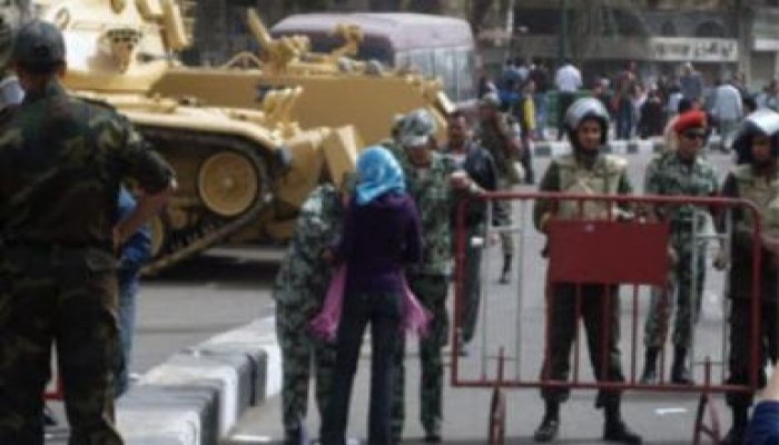 الجيش يعتذر عن استخدام القوة لتفريق اعتصام التحرير ويتعهد بعدم تكراره