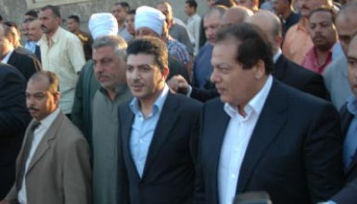 أنباء عن إعتقال محمد أبو العينين اثناء هروبه باللنش إلى خارج مصر