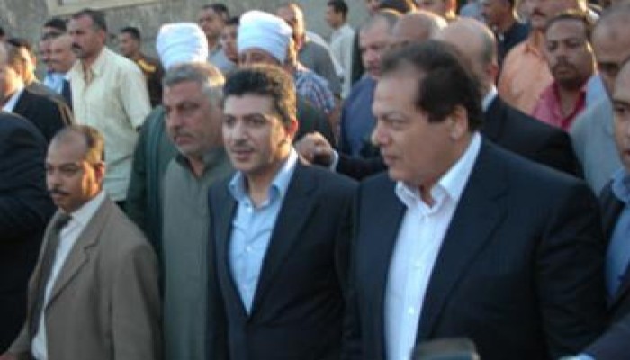 أنباء عن إعتقال محمد أبو العينين اثناء هروبه باللنش إلى خارج مصر