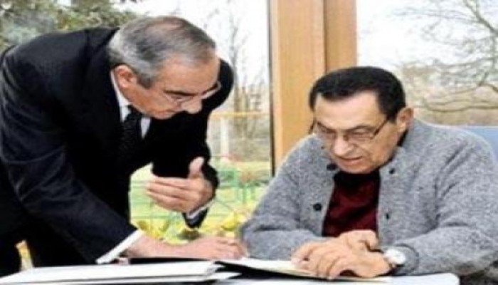 عضو بالمجلس الأعلى للقوات المسلحة: زكريا عزمي مازال بمنصبه كرئيس ديوان رئاسة الجمهورية
