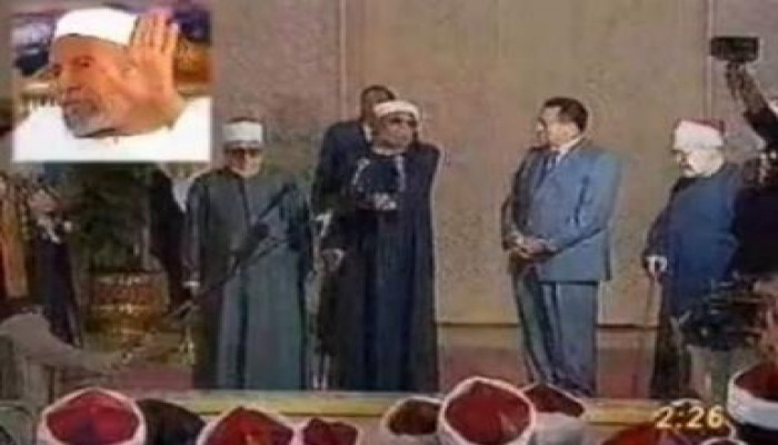 المصريون يستعيدون الفيديو (الممنوع) لمناصحة الشيخ الشعراوي للرئيس المخلوع (متلفز)
