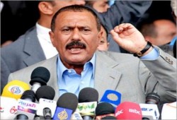 قبيلة حاشد تتخلى عن إبنها السفاح