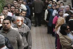 واشنطن بوست: المصريون متعطشون للديمقراطية بعد عقود من الاستبداد