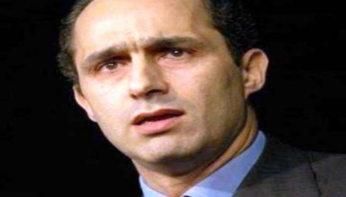 واشنطن بوست: النائب العام اتهم جمال مبارك بسحب 75 طناً من الذهب المصرى لدى أمريكا