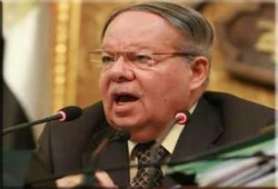 التحقيق مع فتحي سرور في اتهامات بتضخم ثروته الأربعاء