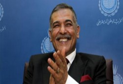 الزعيم السادات : حل الحزب الوطنى  سياسى  والوطني قاد حرب أكتوبر وثورة 25 يناير