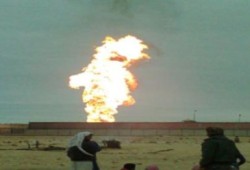 العريش: مجهولون يفجرون خط انابيب الغاز الذي يزود الكيان الصهيوني والاردن بالغاز (متلفز)