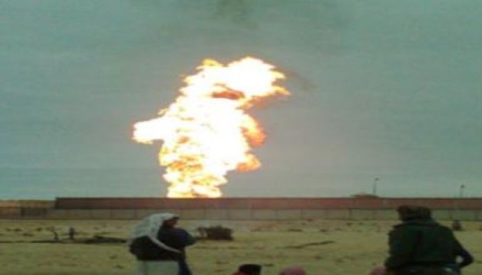 العريش: مجهولون يفجرون خط انابيب الغاز الذي يزود الكيان الصهيوني والاردن بالغاز (متلفز)