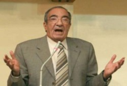 اتهام زكريا عزمى بإجبار مسئولين فى الموانئ على إخفاء معلومات مهمة فى حادث العبارة