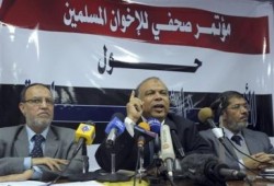 مرسي والعريان والكتاتني تركوا مكتب الإرشاد وتولوا مسئوليات الحزب